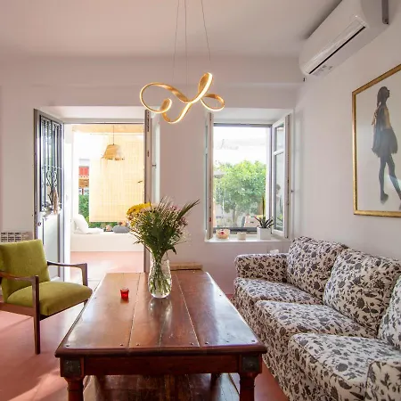 Quartano Paros Apartment