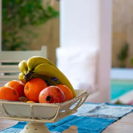 Quartano Paros * Naousa (Paros)