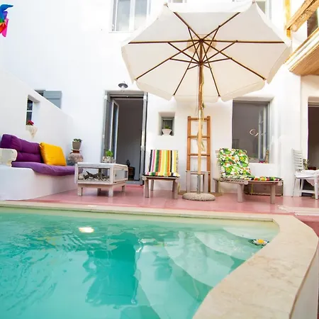 Quartano Paros Naousa (Paros)