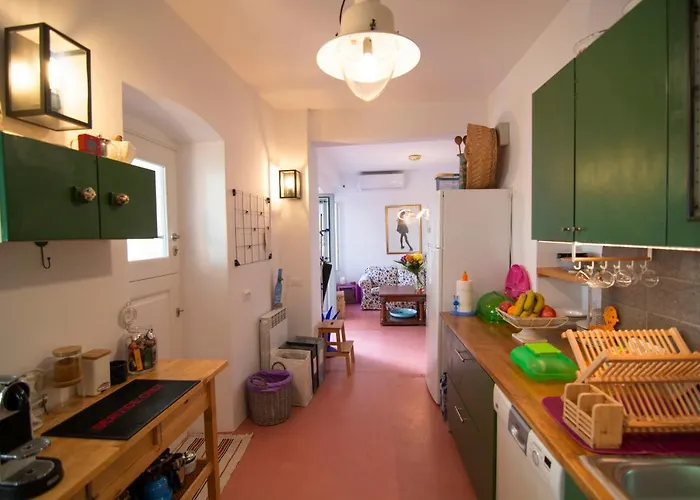 Quartano Paros Науса