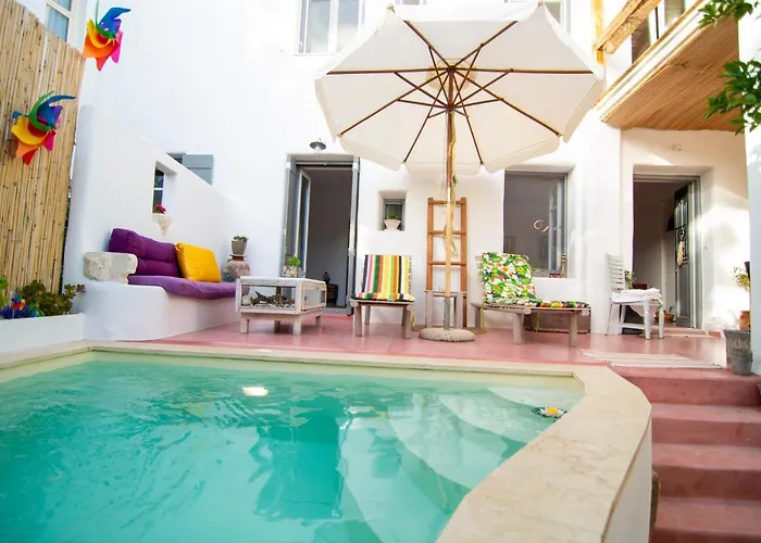 Quartano Paros Науса