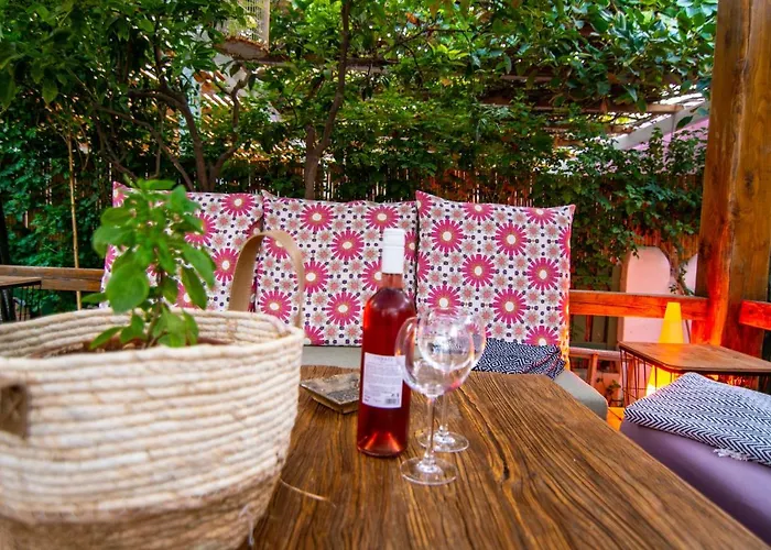 Quartano Paros * Науса