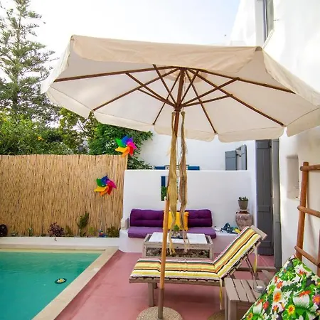 Апартаменты Quartano Paros Науса