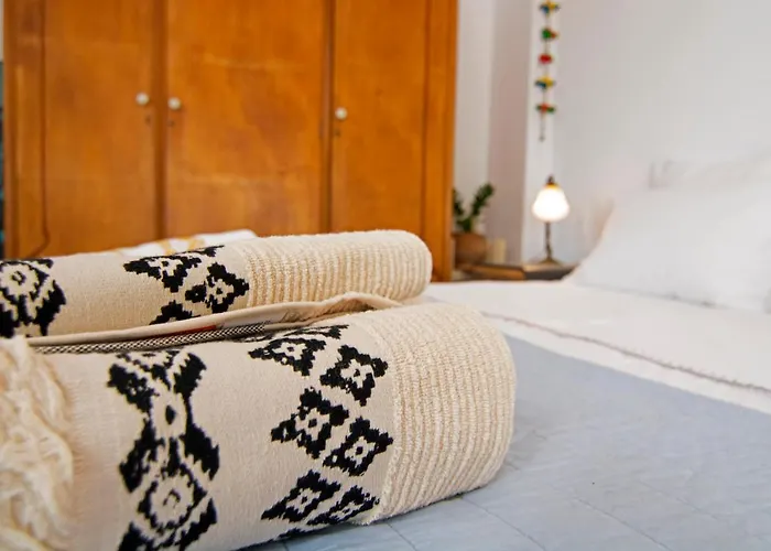 Quartano Paros Apartment *